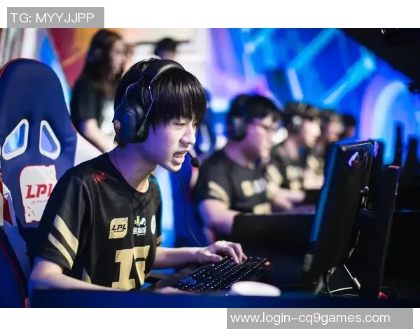 电竞实时数据揭晓英雄联盟团队协作排行榜RNG荣登第七名引发关注